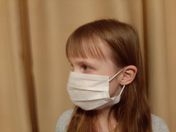 В Петербурге около ста подростков были привиты от коронавируса