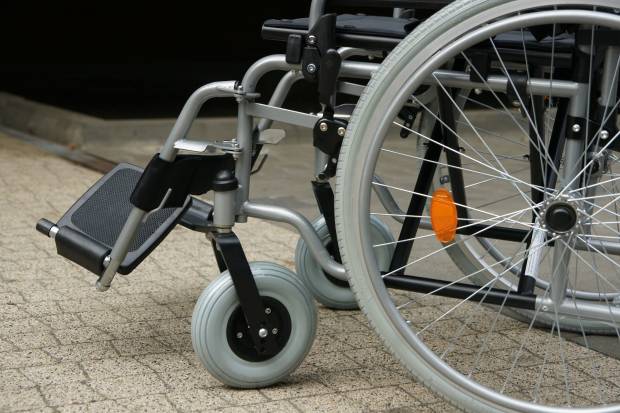 Пенсии по инвалидности будут продлеваться беззаявительно