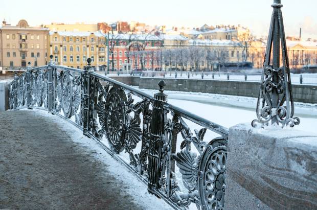 Начало недели в Петербурге будет снежным из-за циклона «Надя»