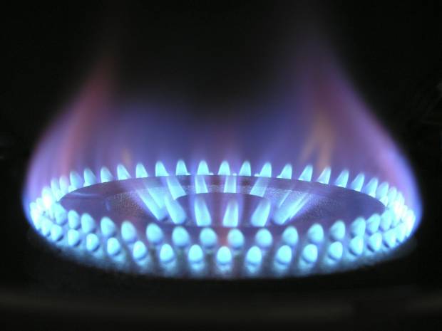 Армения и Азербайджан переходят на расчёты за газ в рублях