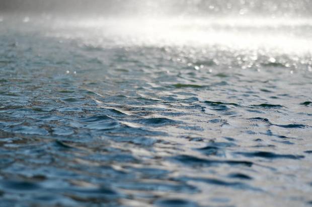 Комсомольский пруд в Липецке вновь заполнили водой