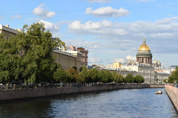 Во вторник в Петербурге потеплеет до +22 градусов