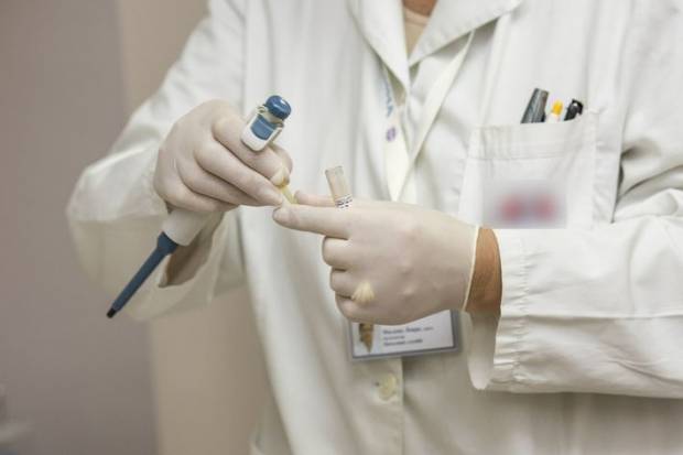 За неделю почти 1600 жителей Иркутской области обратились к медикам из-за укусов клещей