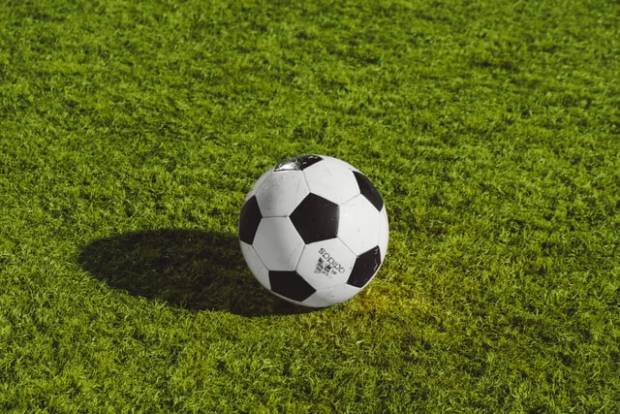 В Череповце на стадионе «Металлург» реконструировали два поля для мини-футбола