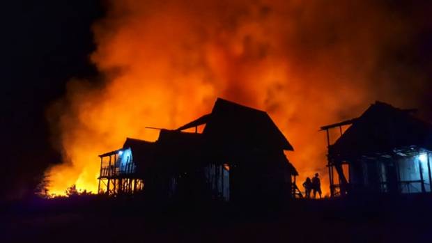 В Вязниках для тушения частного дома привлекли 13 пожарных