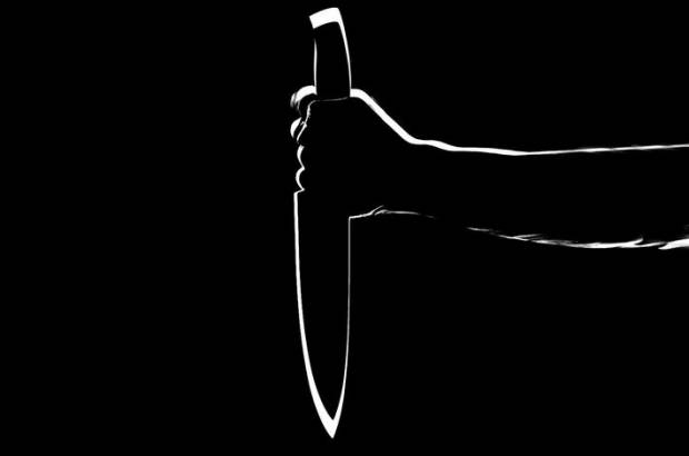 Житель Чамзинского района порезал собутыльника ножом и вызвал ему врача
