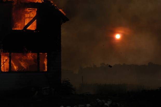 В селе Усманского района горел жилой дом