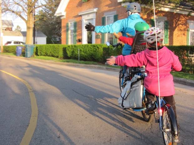 В Ногинске отец с дочерью украли детский велосипед