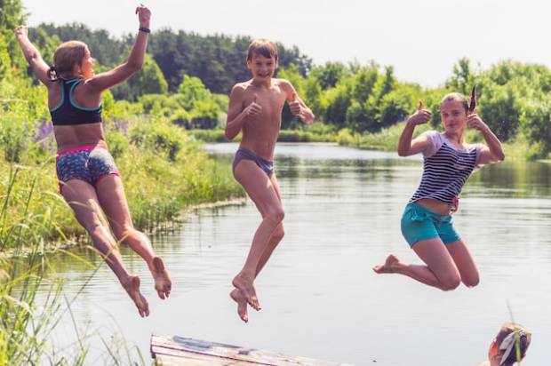 В Саранске более 40 подростков попались на купании без родительского присмотра