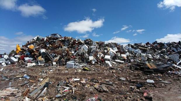 Губернатор рассказал о проблемах с вывозом мусора в Белгородской области
