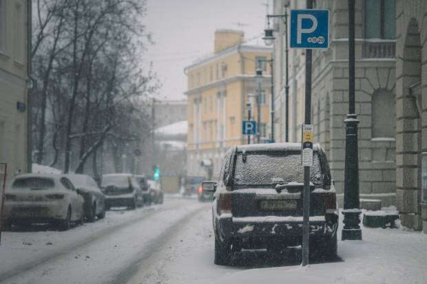 Автоинспекторы предупредили водителей о гололёде в Екатеринбурге