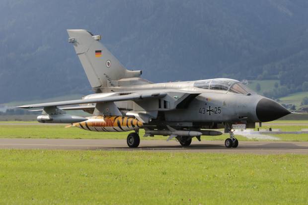 Гауке Шульц: Германия не отправит Украине списанные истребители Tornado