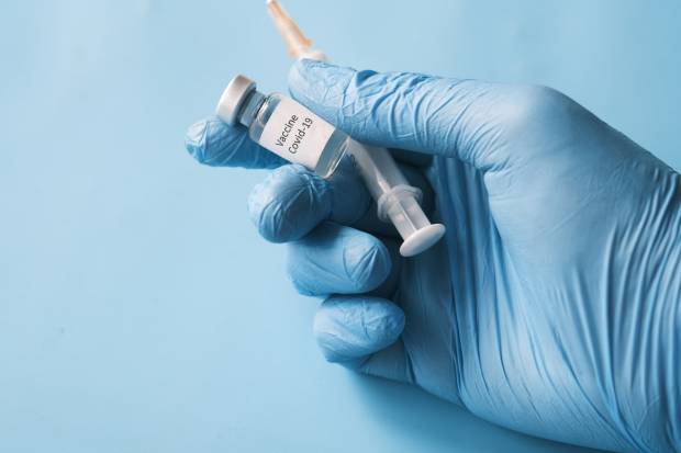 «На игле»:  Александр Редько заявил о вреде вакцины от Covid-19