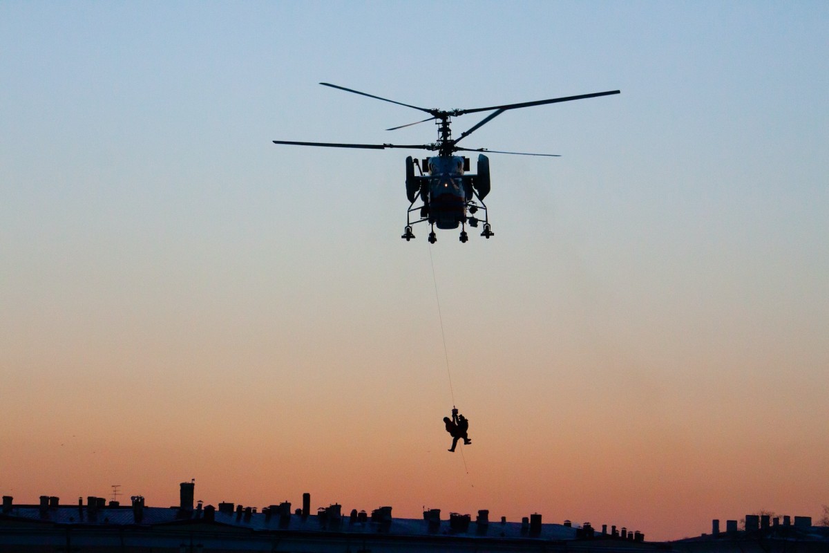 Минобороны опубликовало кадры работы экипажей ударных вертолетов Ми28Н в зоне СВО