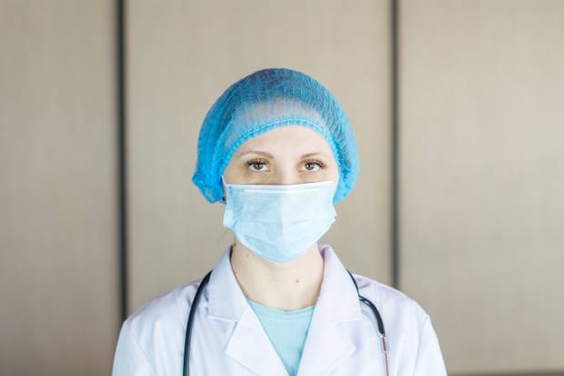 Врач Сергей Дорофеев сообщил заменят ли медсёстры врачей