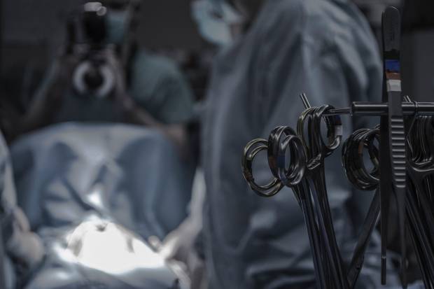 Студент из Нигерии получил помощь в больнице в Видном при острой кишечной непроходимости