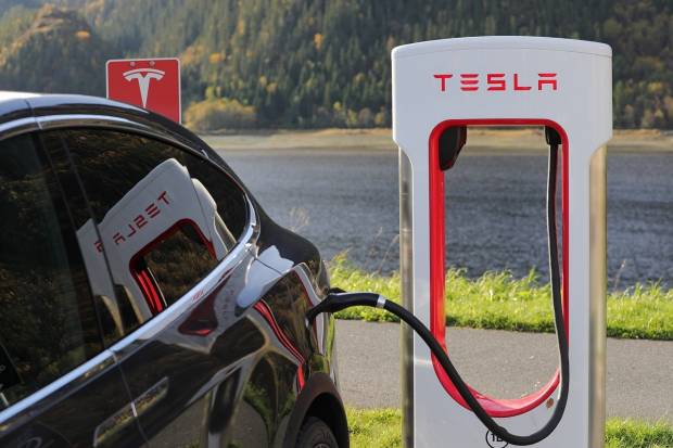 Владелец Tesla Model Y назвал несколько причин избегать покупки электрического кроссовера