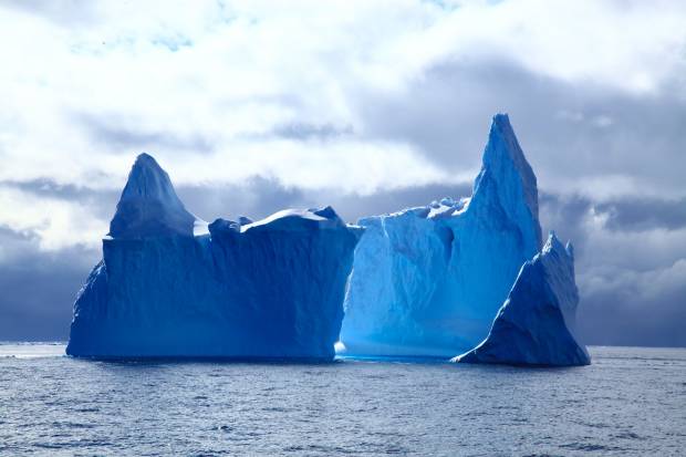 Эксперты сообщили что радиоактивные изотопы сберегут подводные трубопроводы от разрушения айсбергами