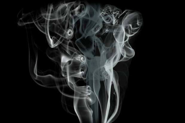 Медики связали курение с увеличенным риском психических расстройств