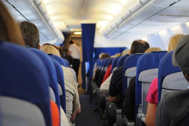 Пассажирка самолёта нарушавшая общественный порядок хвасталась тем что знаменита в социальных сетях