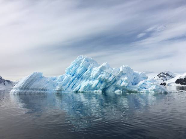 Учёные обнаружили потоки тёплой воды к ледяным полкам Антарктиды