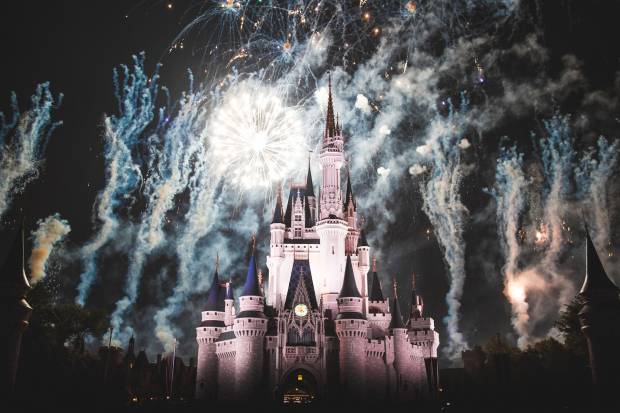 Бывшая сотрудница Disney рассказала о строгих правилах в парках
