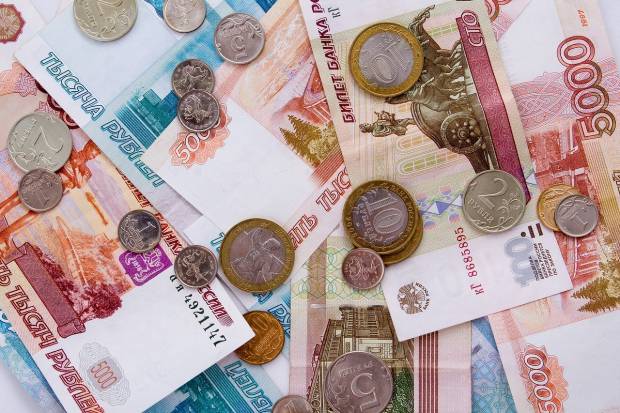 По итогам 2023 года объем инвестиций в экономику Петербурга может составить более триллиона рублей