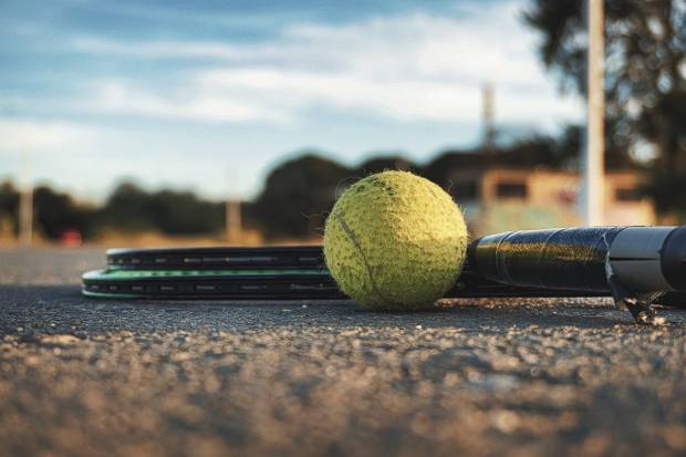 Во время игры в теннис можно получить черепномозговую травму сообщили исследователи SMU