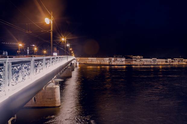В Петербурге строится мост через Черную речку