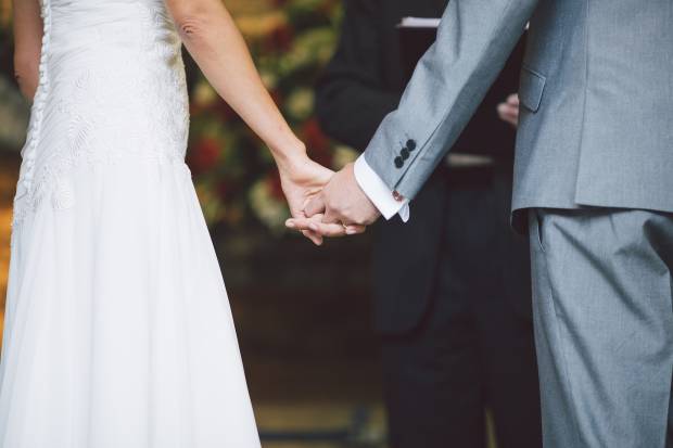Действителен ли в России брачный договор и можно ли изменить его условия после свадьбы рассказал юрист Арчил Сенкевич